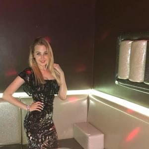 Meet your Posher, Anastasia